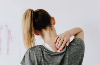 Woman with neck and shoulder pain.