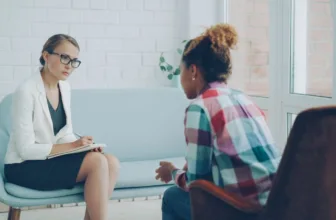 Woman talking to therapist.
